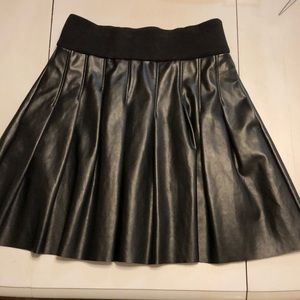 Aritzia Black Pleated Leather Mini Skirt